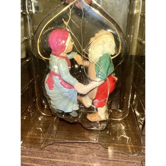 Hallmark 1988 Shall We Dance Mr and Mrs Claus Santa series Christmas Ornament - Picture 7 of 7